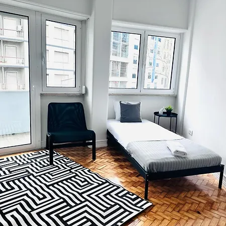 Crespo House Ii Fantastic E Quarto em Acomodações Particulares Lisboa