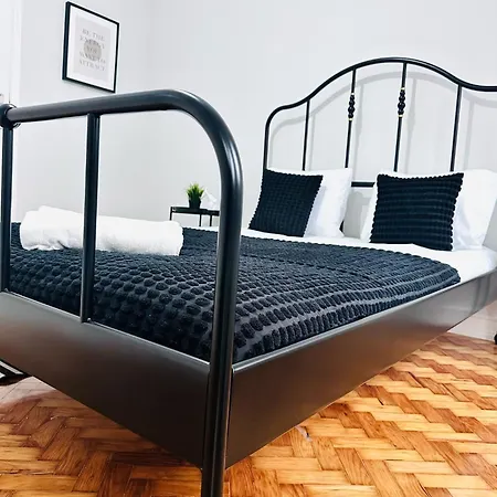 Crespo House Ii Fantastic E בית אירוח ליסבון