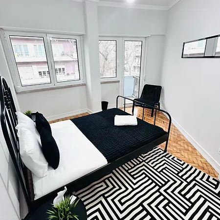 Crespo House Ii Fantastic E * ליסבון