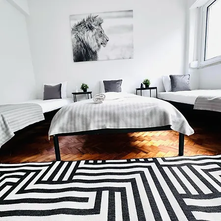 Crespo House Ii Fantastic E