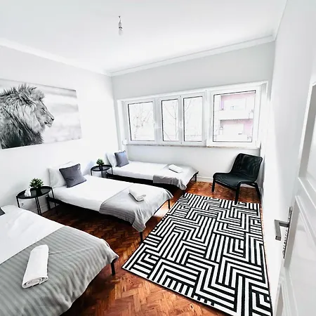 Crespo House Ii Fantastic E